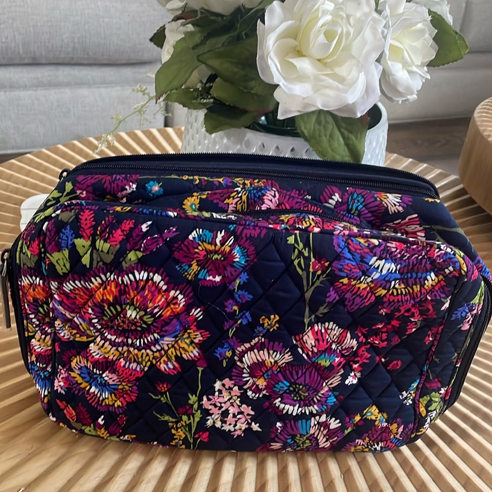 Large Blush & Brush Makeup Case
Midnight Wildflowers